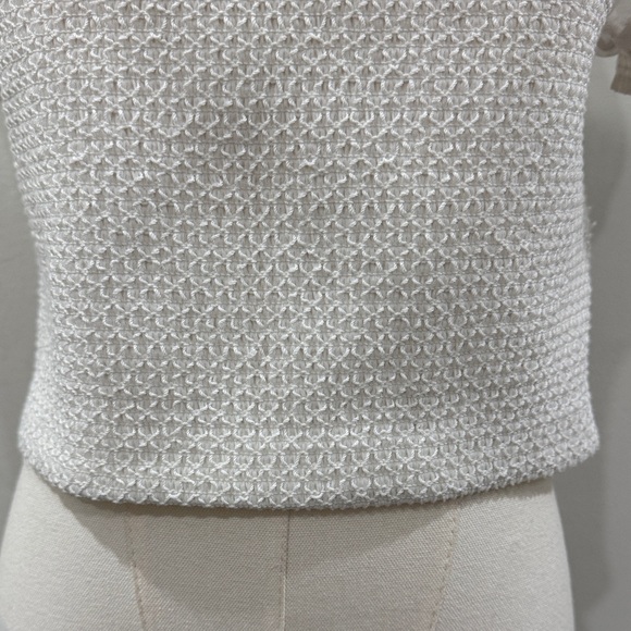 Alice + Olivia White Textured Puff Sleeve Blouse Smocked Top - Size Large - Picture 9 of 10